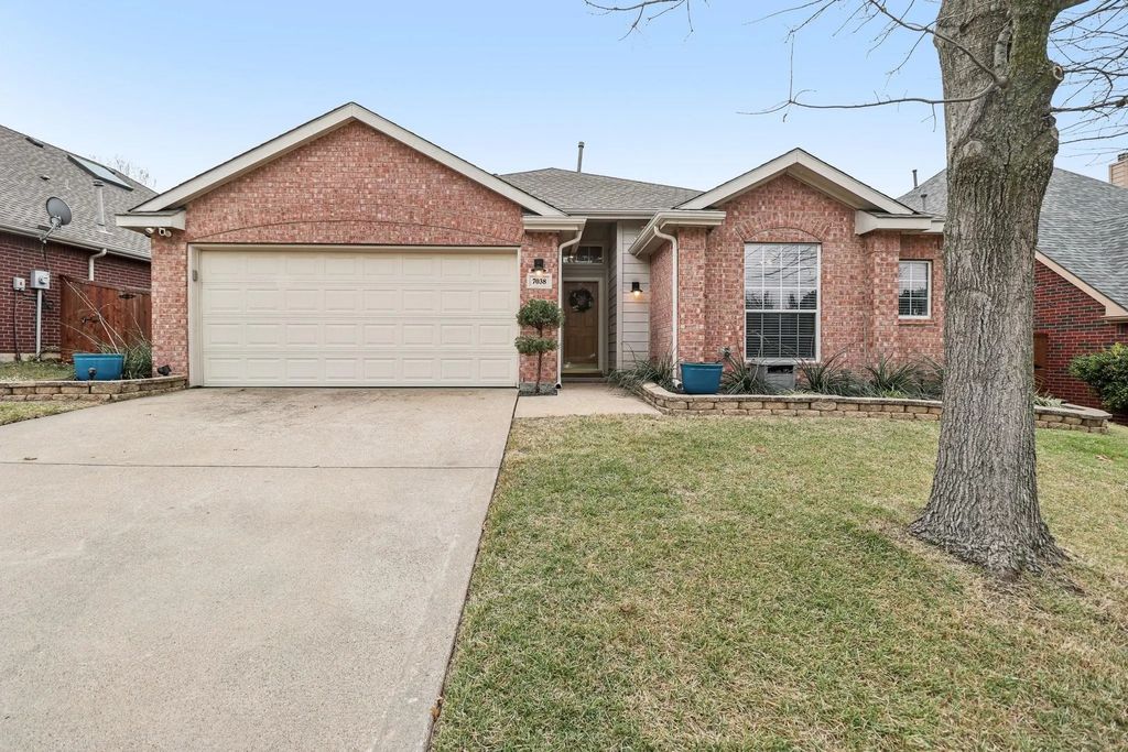 7038 Panavision Trail, Dallas