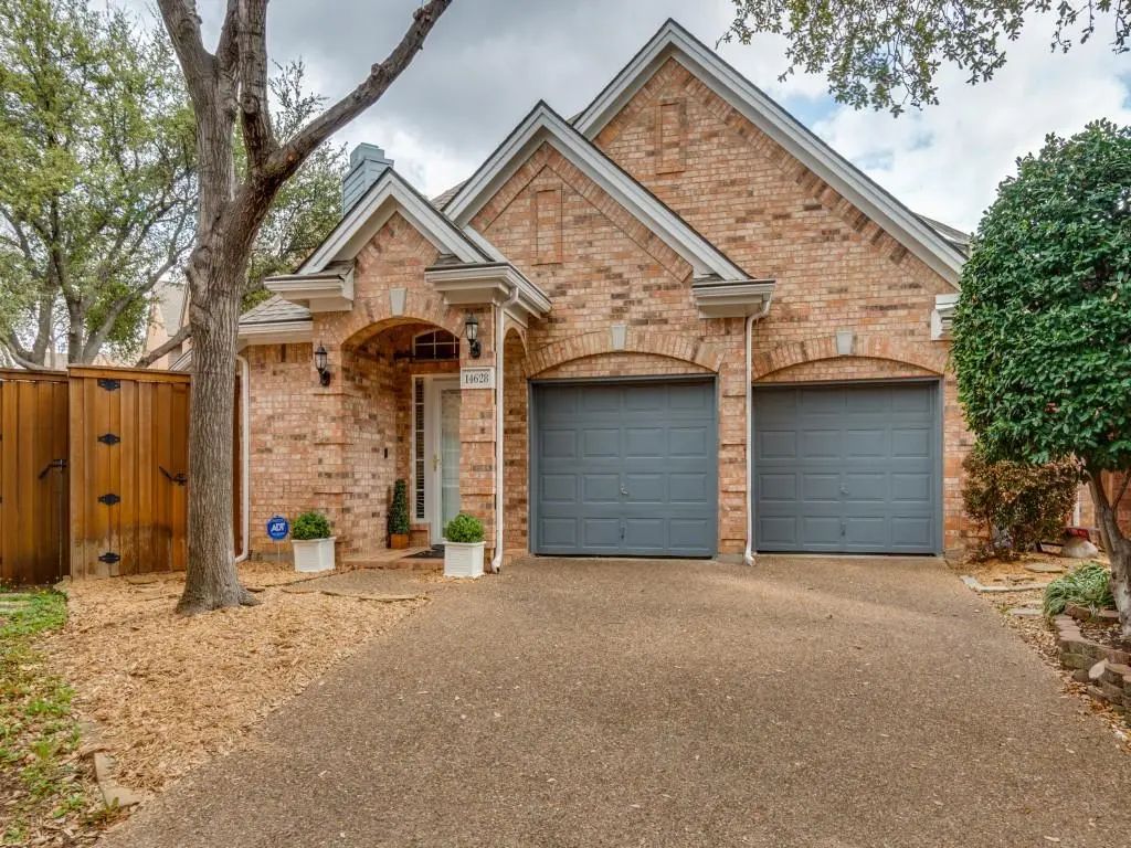 14628 Flanders Court, Addison