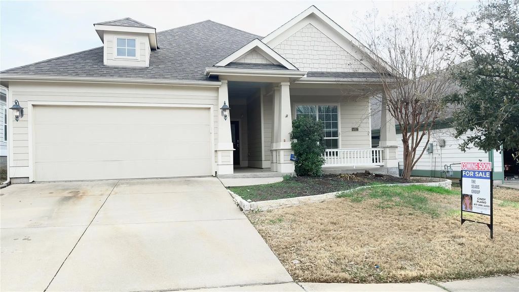 5012 Holliday, Fort Worth