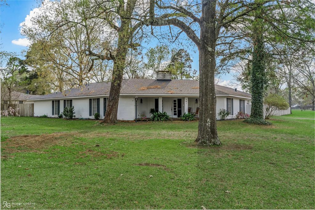 701 Palmetto Road, Benton
