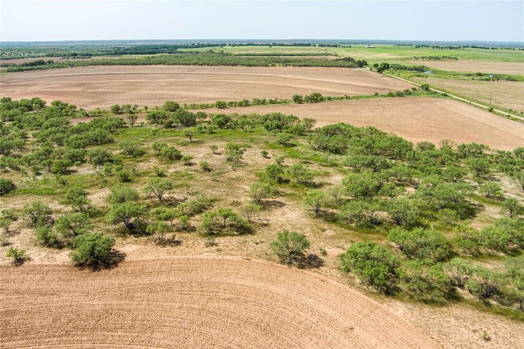 159 Kissinger And Turkey Creek Seymour, Tx 76380, Seymour
