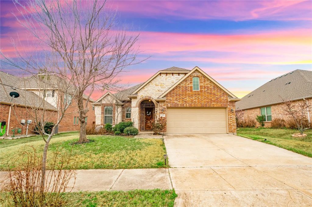 3408 Glen Crest Lane, Denton