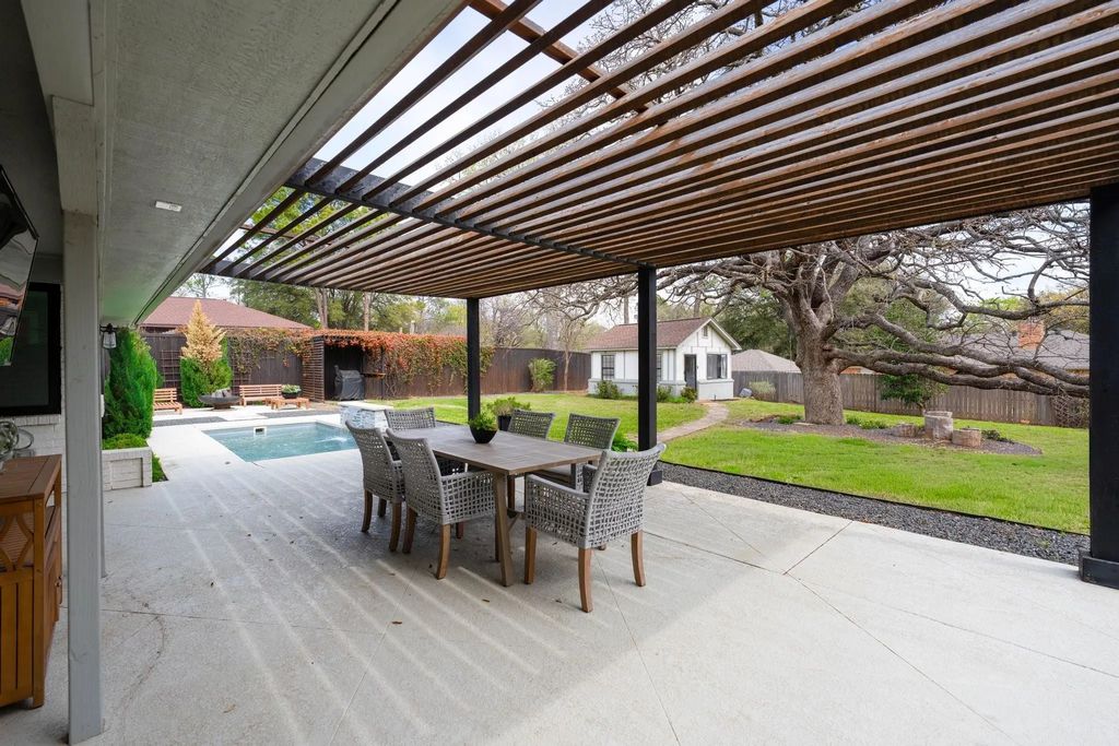 709 Pennsylvania Drive, Denton