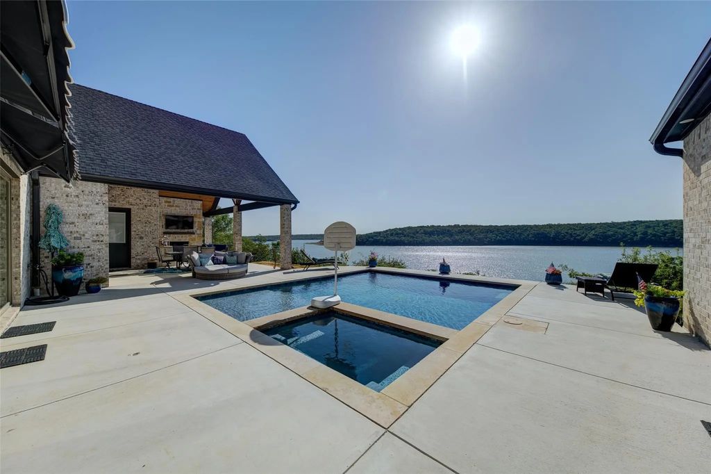 253 Grand Harbor Boulevard, Chico