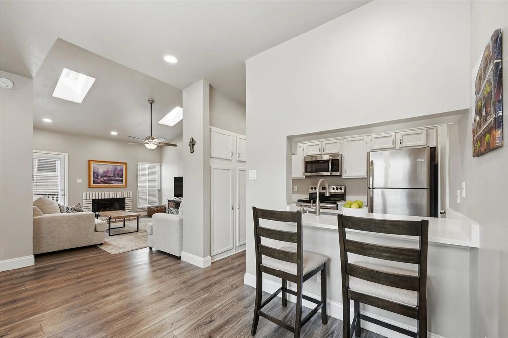 5616 Preston Oaks Road 1406, Dallas