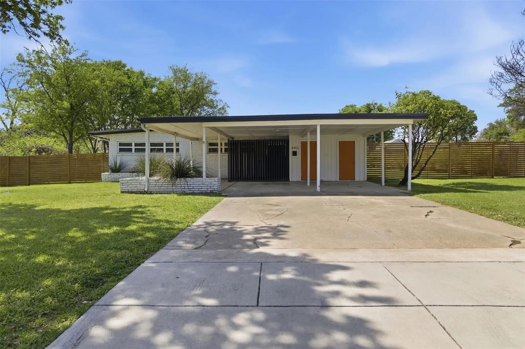 4913 Eldorado Drive, North Richland Hills