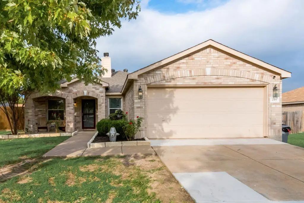 205 Dartmouth Drive, Forney