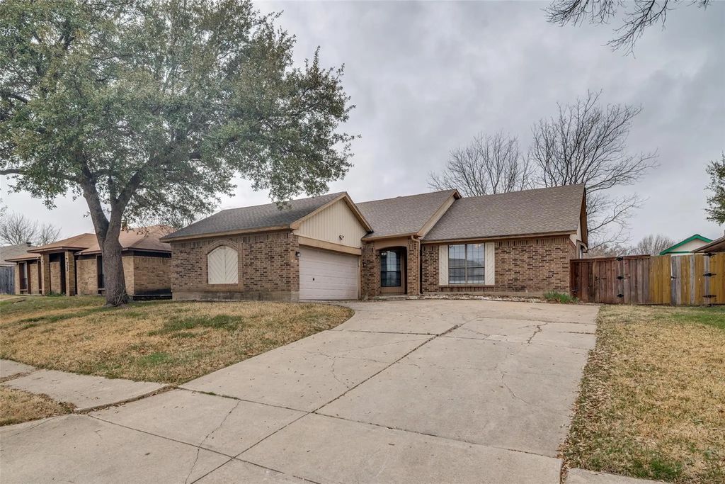 2621 Independence Drive, Mesquite
