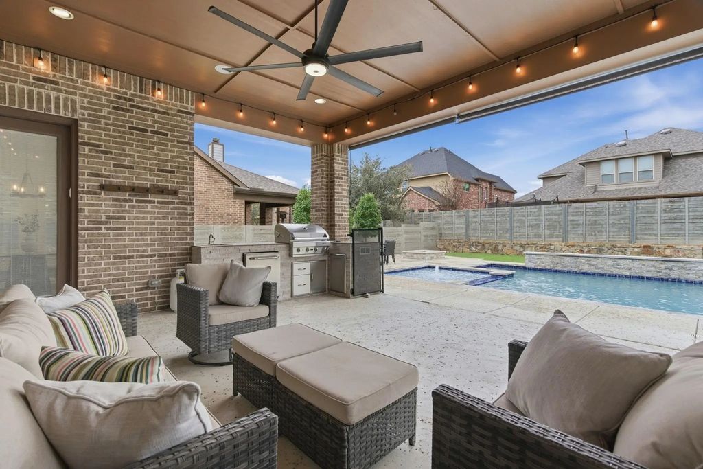 205 Waterside Drive, Argyle
