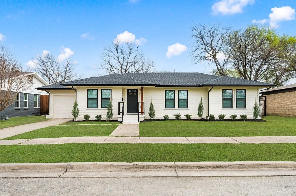 1225 Bellaire Drive, Grapevine