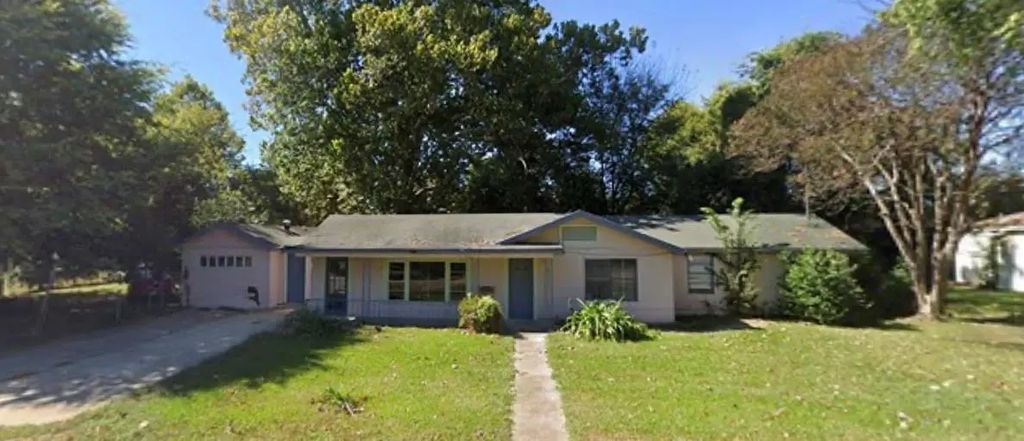 1805 Traffic Street, Bossier City