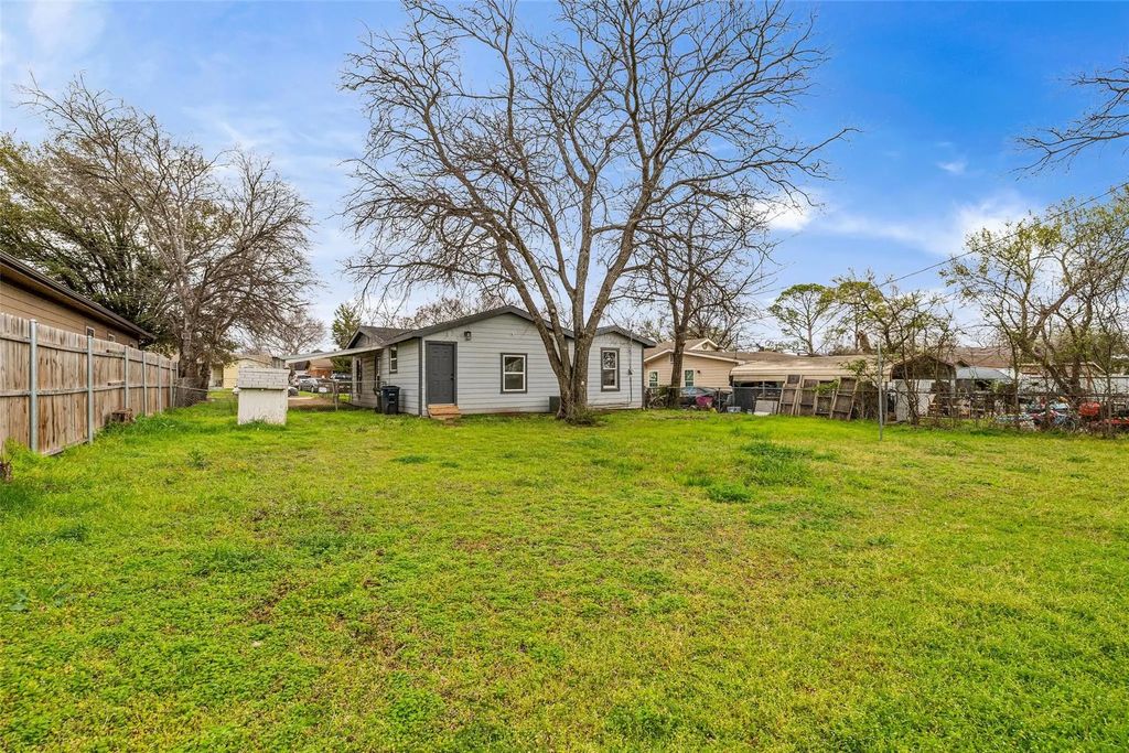 5436 Laster Road, Fort Worth