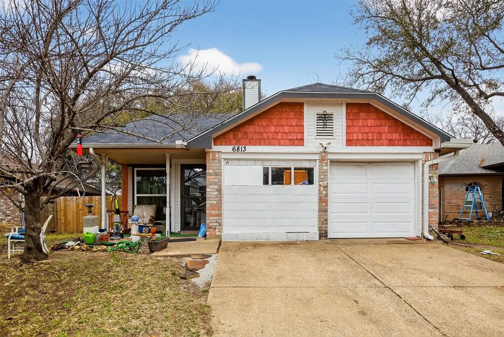 6813 Haltom Road, Fort Worth