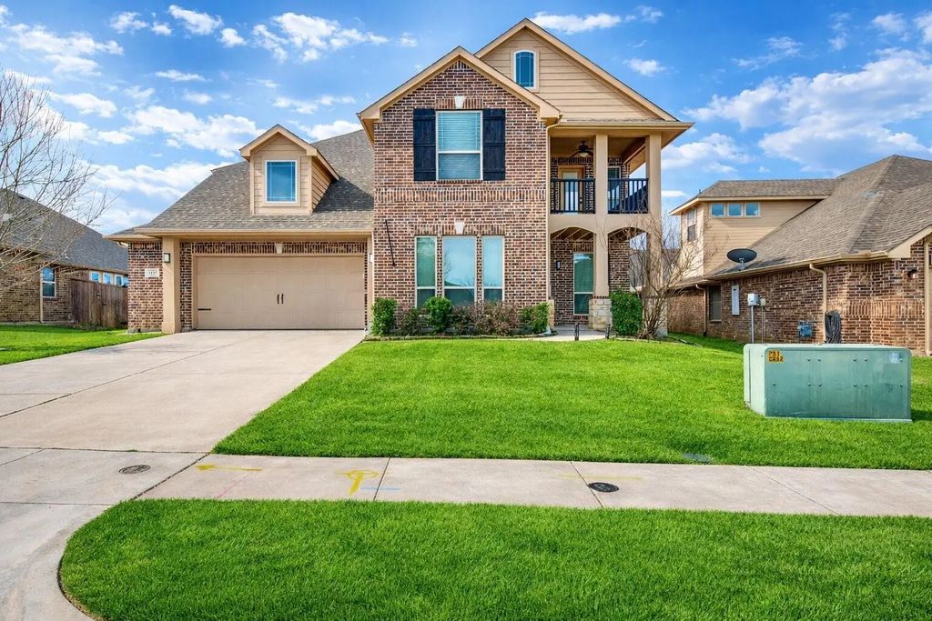 1137 Cardinal Ridge Road, Burleson