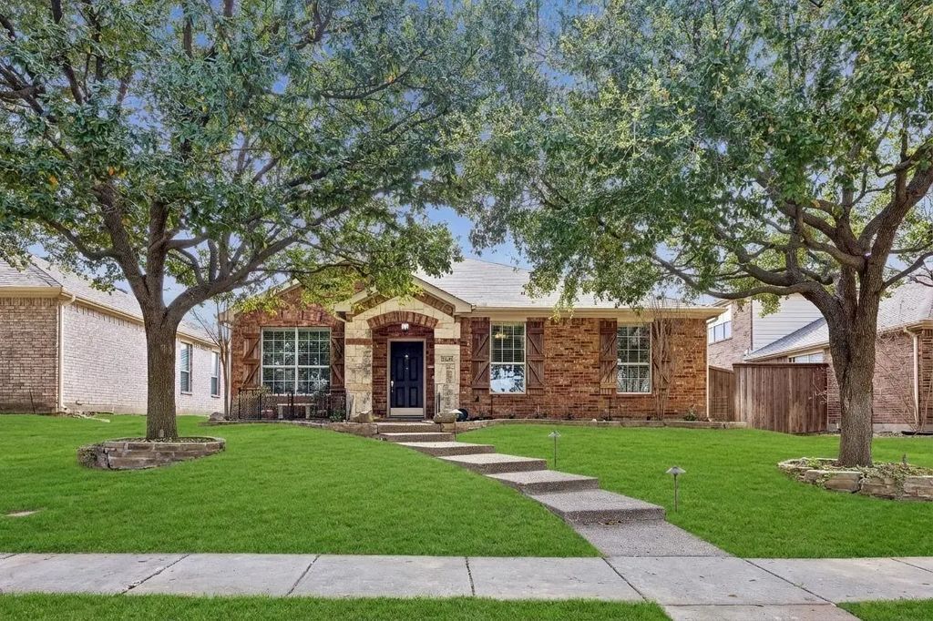 2335 Maserati Drive, Frisco