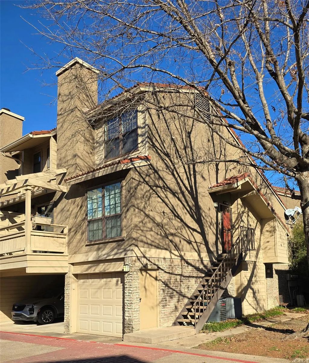 5200 Martel Avenue 13d, Dallas