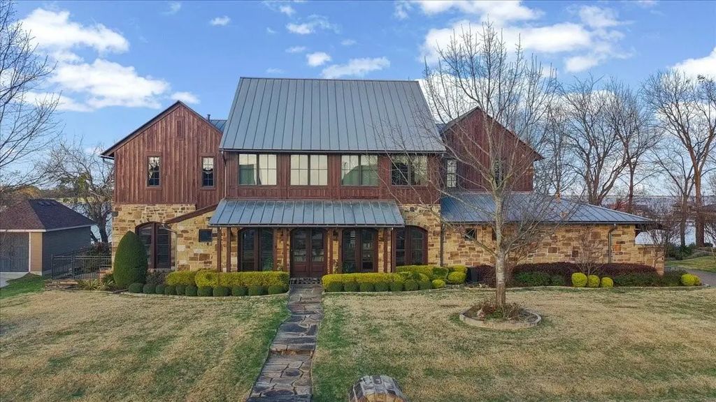 1173 The Shores Drive, Corsicana