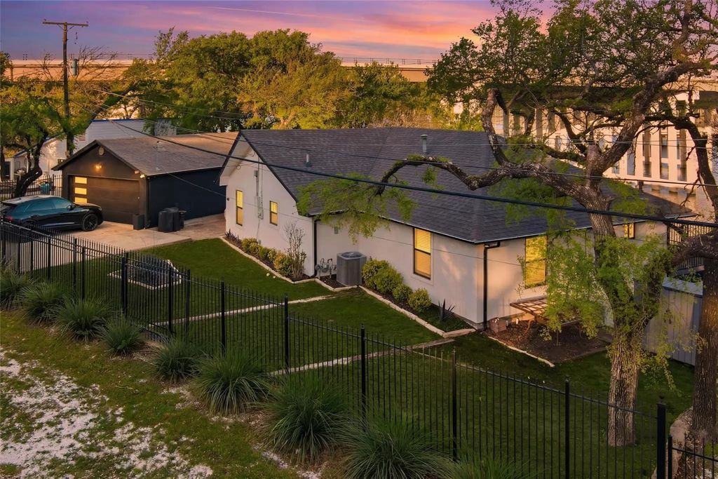 4401 Clarke Drive, Fort Worth