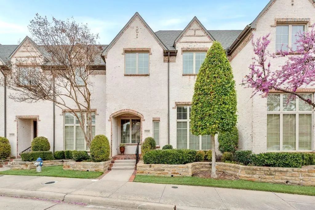 17234 Lechlade Lane, Dallas