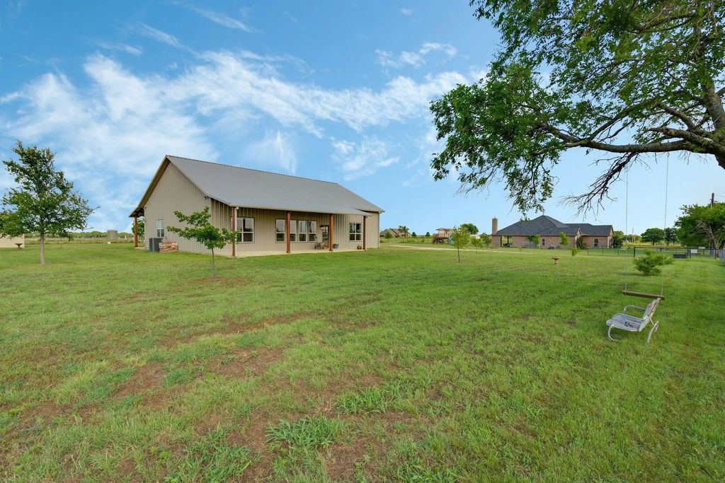 5050 Helton Road, Justin