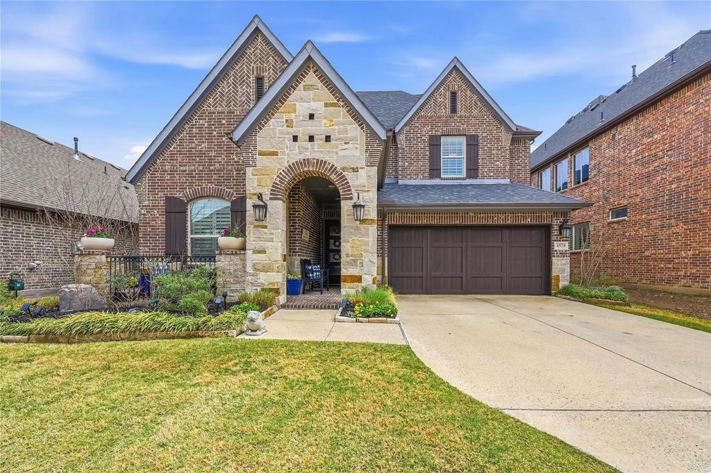 4928 Campbeltown Drive, Flower Mound