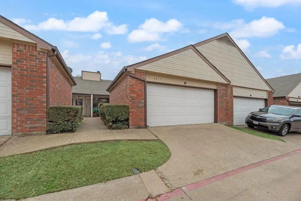 3217 Whatley Drive, Garland