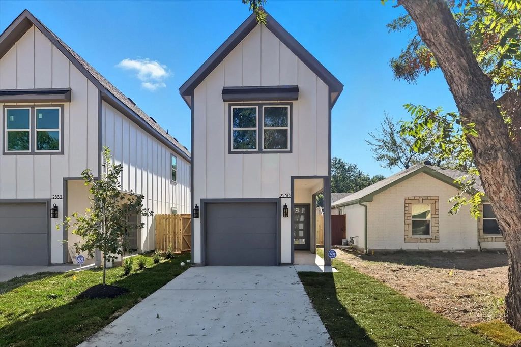 2530 Lowery Street, Dallas