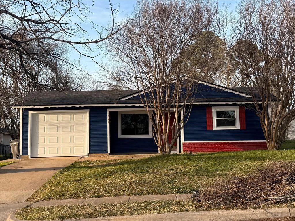 7221 Van Natta Lane, Fort Worth