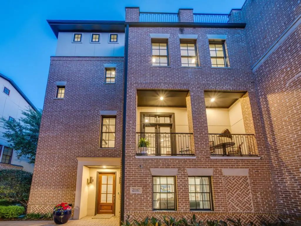 2147 Minehampton Lane, Dallas