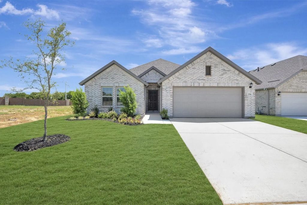 2916 Tamarack Lane, Denton