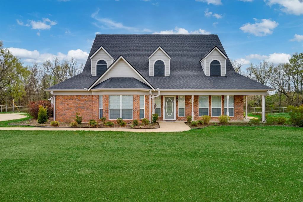 12843 Farm Road 909, Bogata