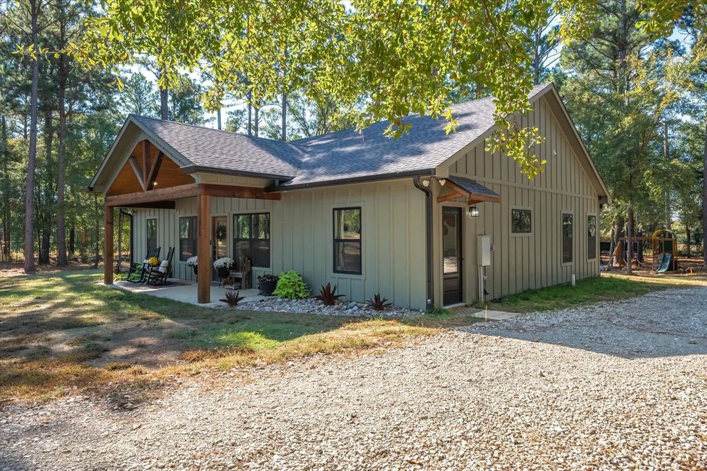 210 Private Road 5808, Grand Saline