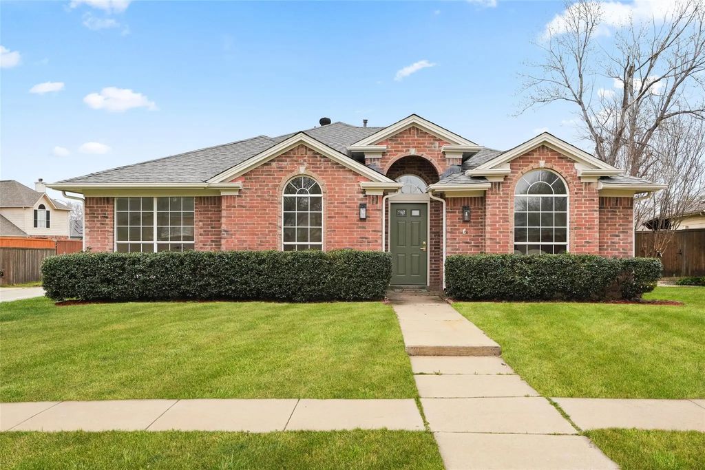 1110 Wake Forest Drive, Lewisville