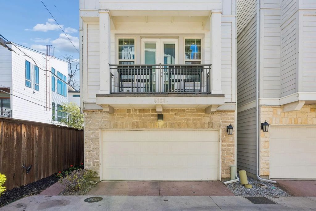 5186 Garrett Stream Court R, Dallas