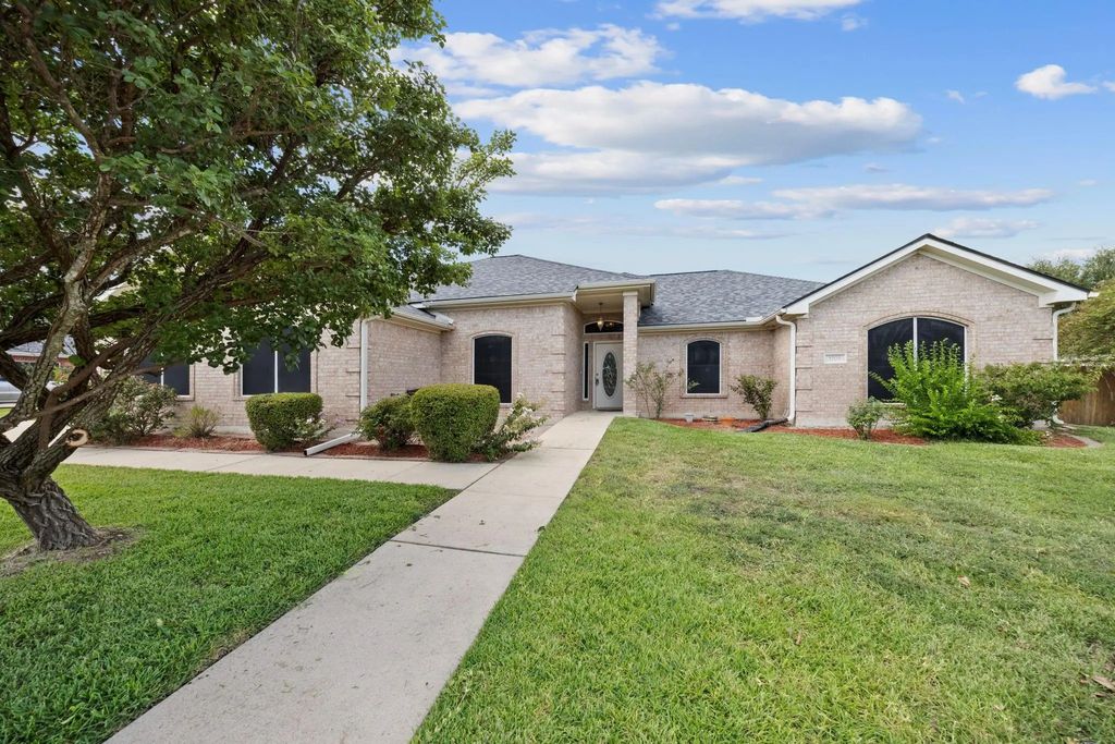 1203 Hummingbird Road, Killeen