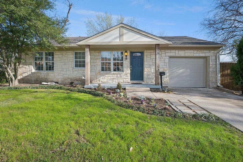3416 Moon Drive, Mesquite