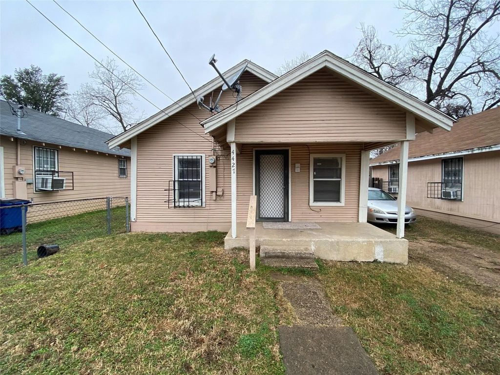 4427 Canal Street, Dallas