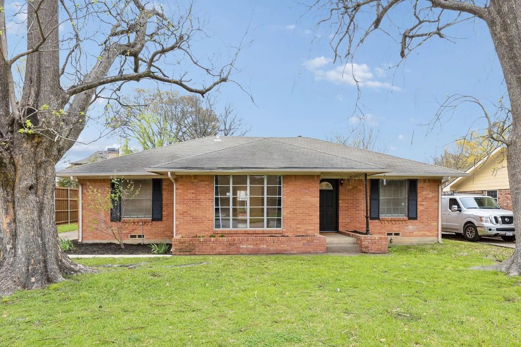 6311 E Lovers Lane, Dallas