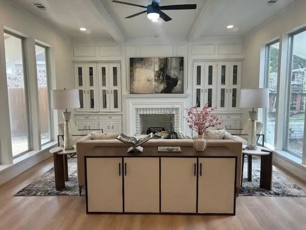 7728 Lemmonwood Drive, Dallas