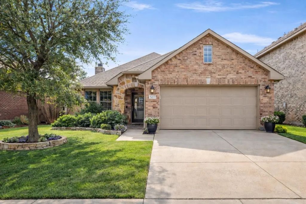 9237 Los Cabos Trail, Fort Worth