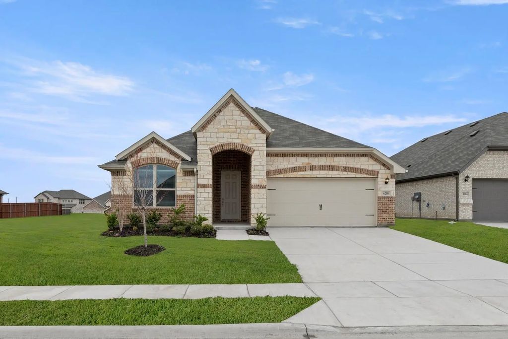 6208 Havature Way, Royse City
