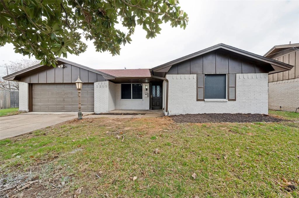 3209 Gail Court, Irving