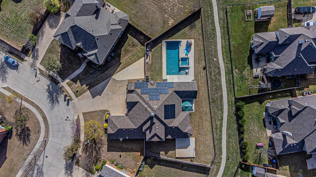 13625 Saddlewood Drive, Fort Worth