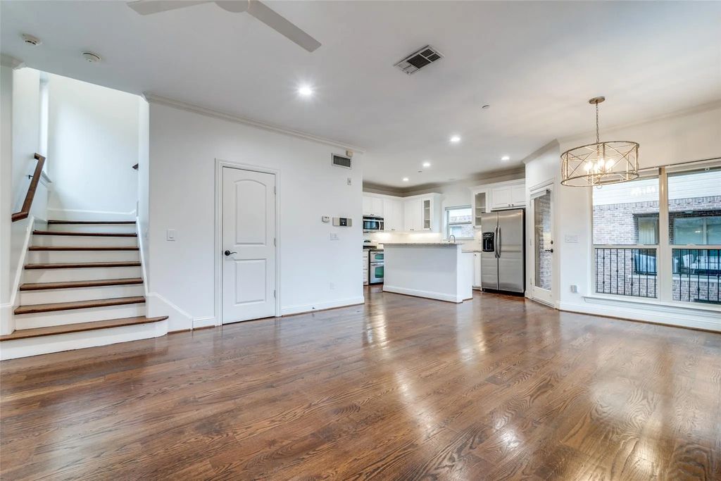 3421 Normandy Avenue 9, University Park