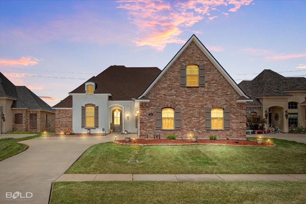 570 Chinquipin Drive, Bossier City