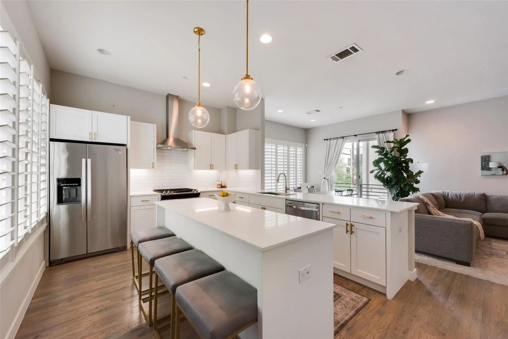 2107 Bennett Avenue 10, Dallas