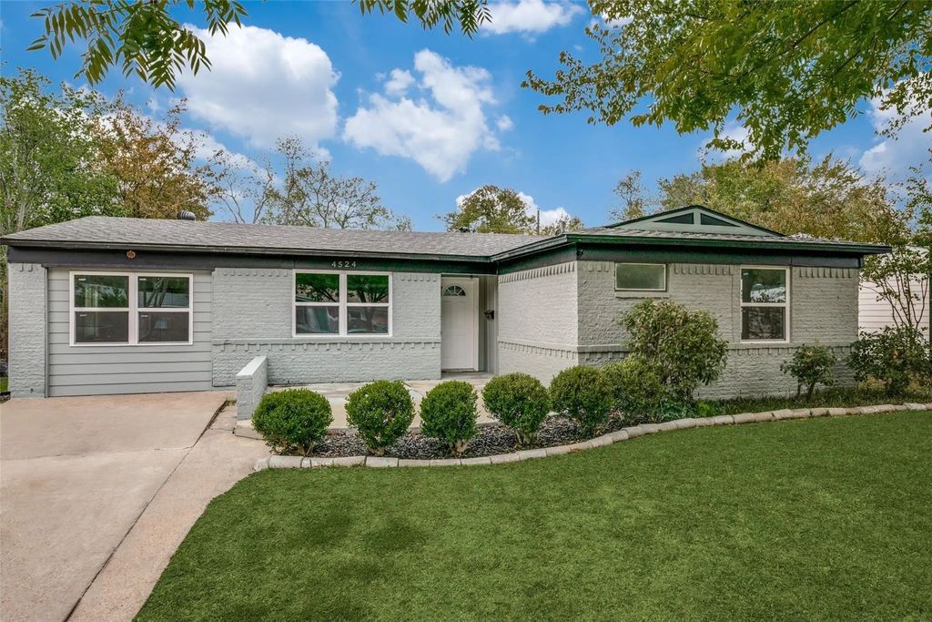 4524 Harvey, Mesquite