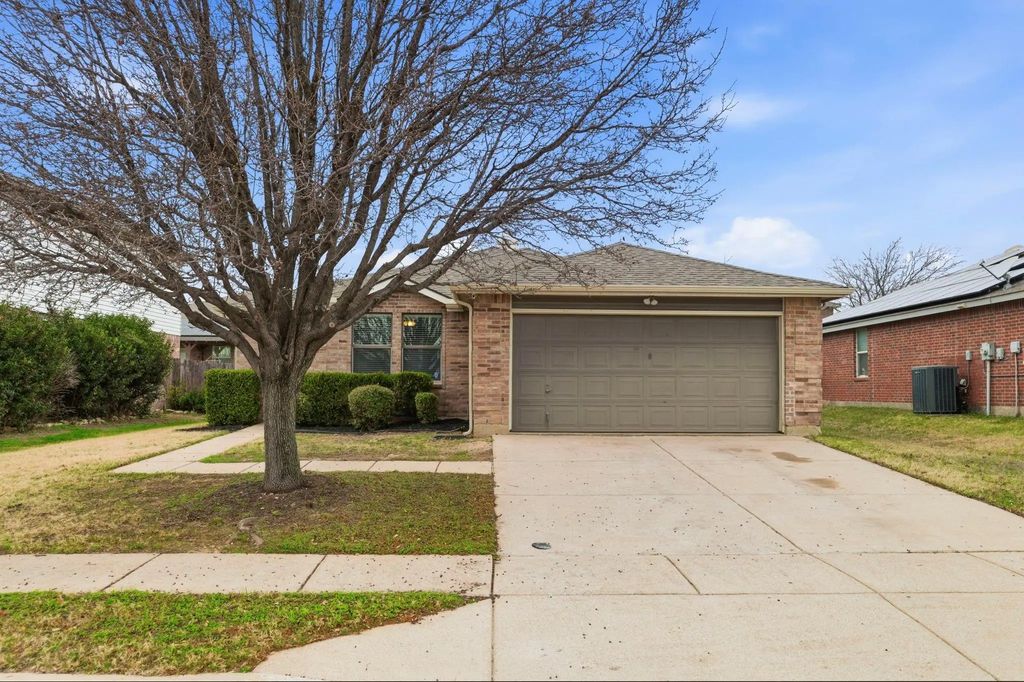 5213 Rugged Avenue, Fort Worth