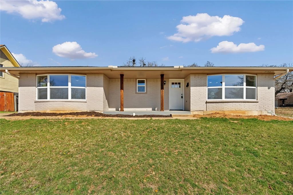 1901 Sandy Lane, Irving