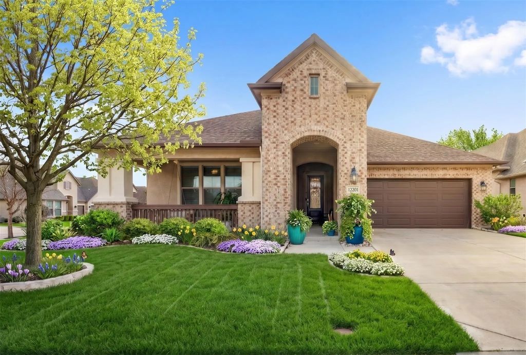 12201 Pepperidge Avenue, Denton
